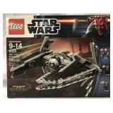 LEGO Star Wars 9500 Sith Fury Class Interceptor LEGO Star Wars 9500 Sith Fury Class Interceptor