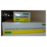 Trix HO 22590 & 21263 Amtrak Passenger Set Trix HO 22590 & 21263 Amtrak Passenger Set