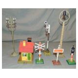 7 Marklin Train Accessories 7 Marklin Train Accessories