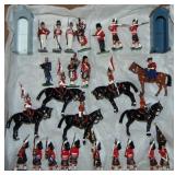 28Pc Modern Britains Soldiers