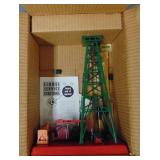 NMINT Boxed Lionel 455 Oil Derrick