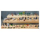 Modern Civilian Figures and Accessories