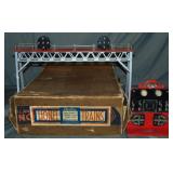 Clean Boxed Late Lionel 440N Signal Bridge