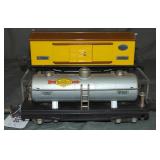 Clean Lionel Late 814 & 815 Freight Cars