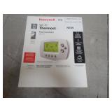 Honeywell  Wi-Fi 7 - Day Programmable Thermostat