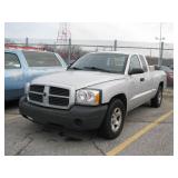 2005 DODGE DAKOTA