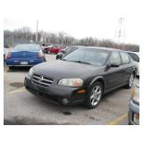 2002 NISSAN MAXIMA