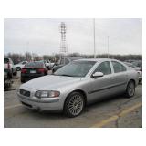 2003 VOLVO S60