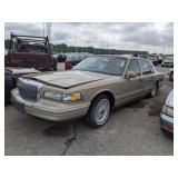 1996 LINCOLN TOWN CAR