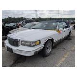 1996 LINCOLN TOWN CAR