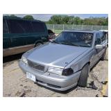 1998 VOLVO S70