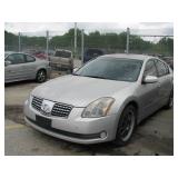 2004 NISSAN MAXIMA