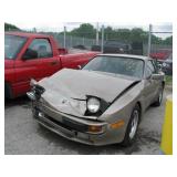 1984 PORSCHE 944