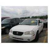 2001 NISSAN MAXIMA