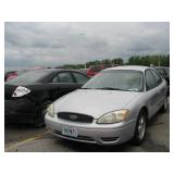 2004 FORD TAURUS