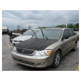 2000 TOYOTA AVALON
