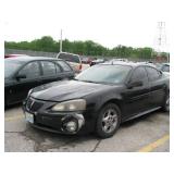 2004 PONTIAC GRAND PRIX