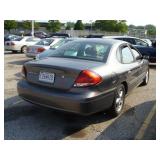 2004 FORD TAURUS