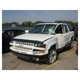 2002 CHEVROLET SUBURBAN