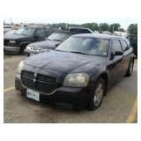 2005 DODGE MAGNUM