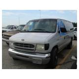 2002 FORD ECONOLINE