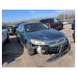 2010 FORD TAURUS