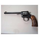 H & R Arms Company 922