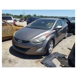 2013 HYUNDAI ELANTRA