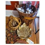Fall baskets, 2 mats and Leaf dish
