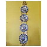 4 Blue Spode plates with rack