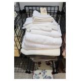4 tier stackable shelf, towels, 2 mats