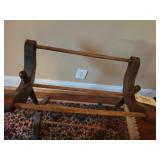 Wood quilt rack