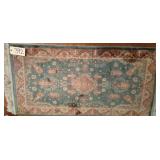 Green & pink rug 4.5 x 2.5