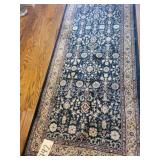 Black design Runner 7.5 x 2.5