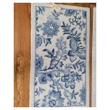 Blue & white rug 2.5 x 4.5