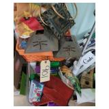 Garden supplies, yard flags