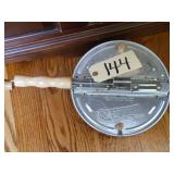 Whirley popcorn popper