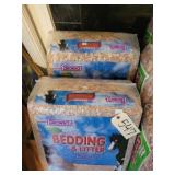 2 Bags Cedar Bedding