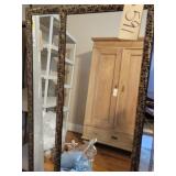 2 Mirrors