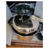 3 cooking pots