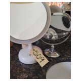 Lighted mirror, Standup mirror