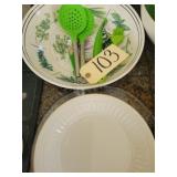 Salad bowl (Milliam Sonoma), 4 Lenox salad plates