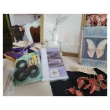 Decorative box, pillow, flower curtain hooks