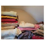 Queen sheets, blanket, shams