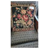 VINTAGE FLORAL NEEDLE POINT THROW PILLOW