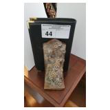 GRAPEVINE BOOKENDS W DICTIONARY