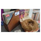. PRINCESS DIANA MAGAZINES & VHS, KENNEDY MAGAZ.