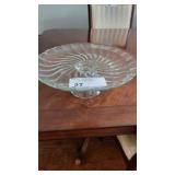 GLASS PEDESTAL CAKE PLATE