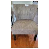 GREY UPHOLSTERED ACCENT CHAIR