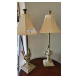2 VINTAGE TABLE LAMPS